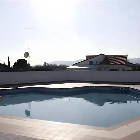 Prázdninový dům Le Patio Du Soleil Swimming Pool