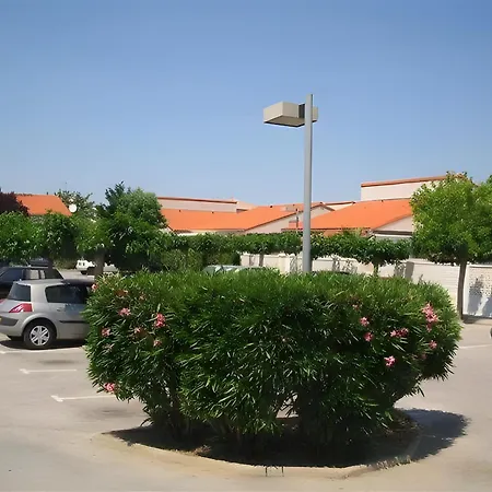 Le Patio Du Soleil Swimming Pool *